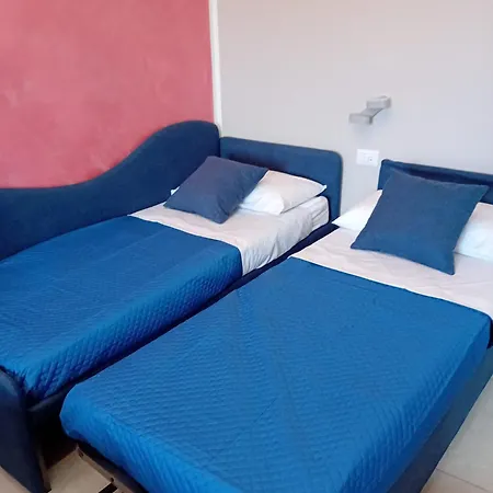 Piccololucio2 Apartman Nápoly