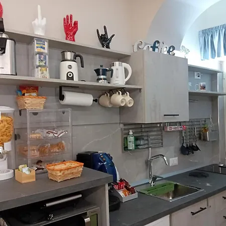 Piccololucio2 شقة نابولي