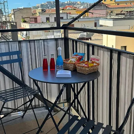 Piccololucio2 * نابولي